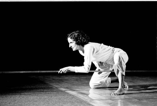 photo &copy; Christiane Robin : Trisha Brown 