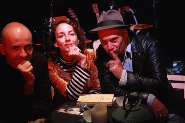 photo © Christiane Robin : Vyvian Cayol - Jean-Yves Liévaux ALCAZ Les Bobineries - Théâtre et Chansons Aix - Octobre 2008